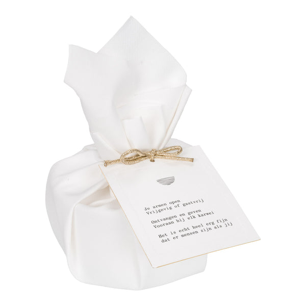 Big Giftwrapped Candle 'Moments of Gratitude'
